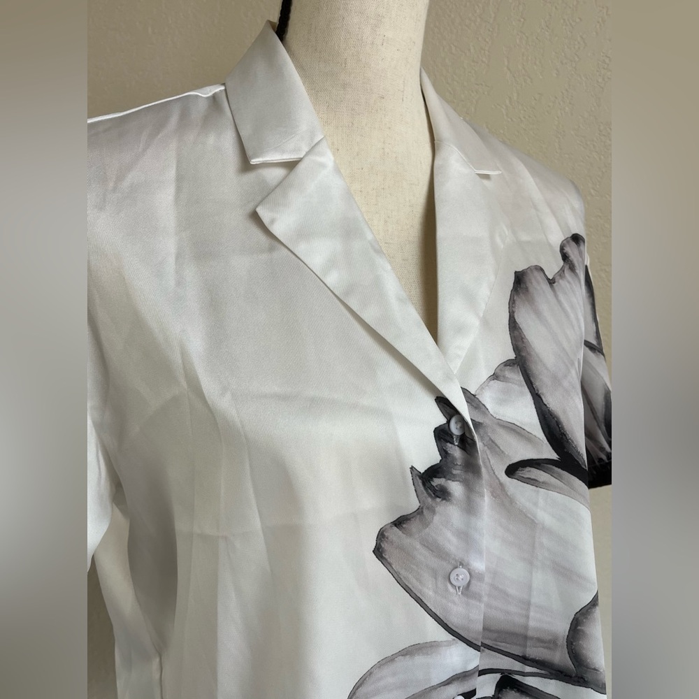Express Blouse - Picture 4 of 10